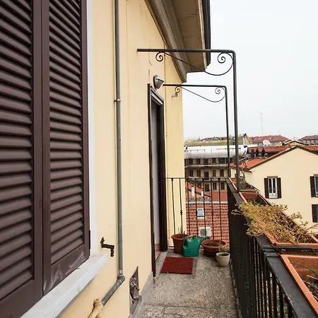 La Dei Navigli Milan